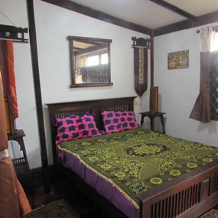 Teak House Chiang Mai Hotell Eksteriør bilde
