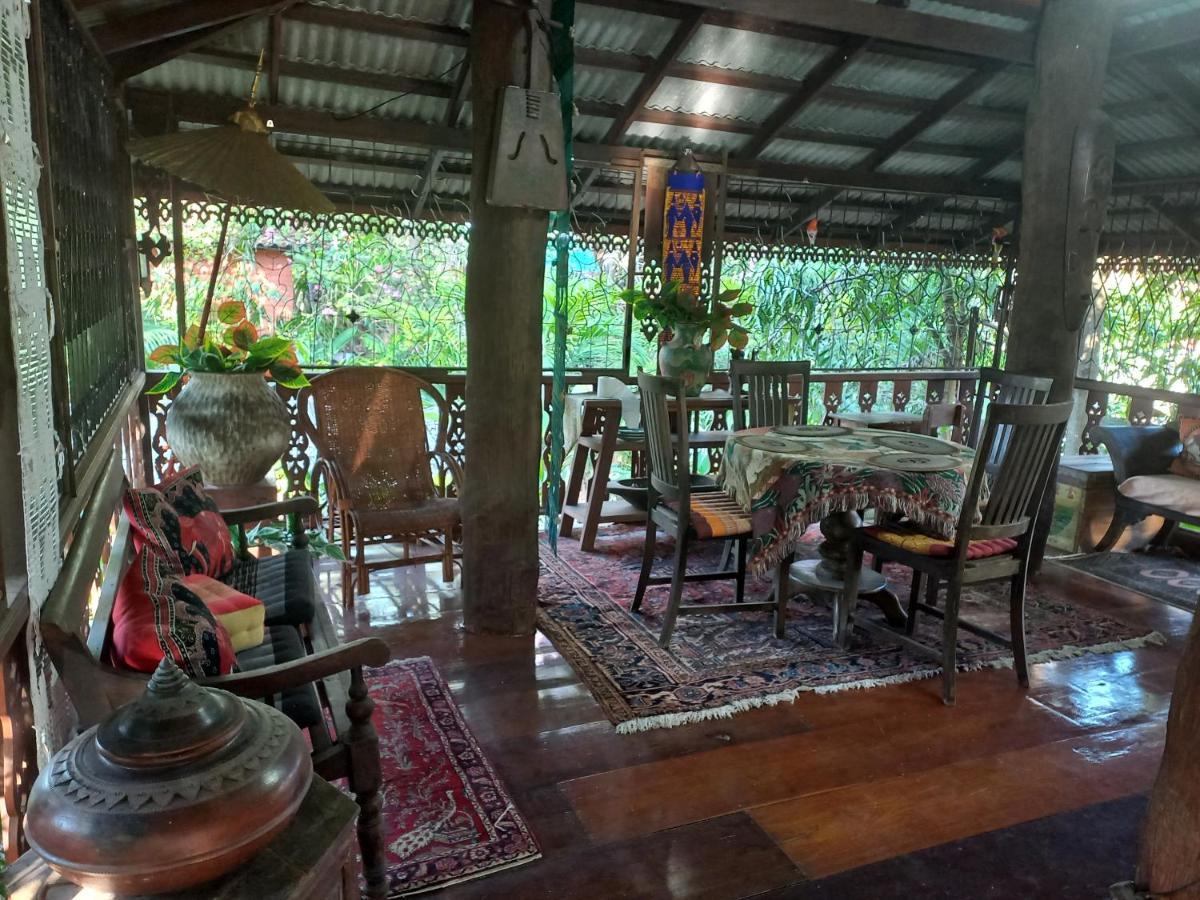 Teak House Chiang Mai Hotell Eksteriør bilde