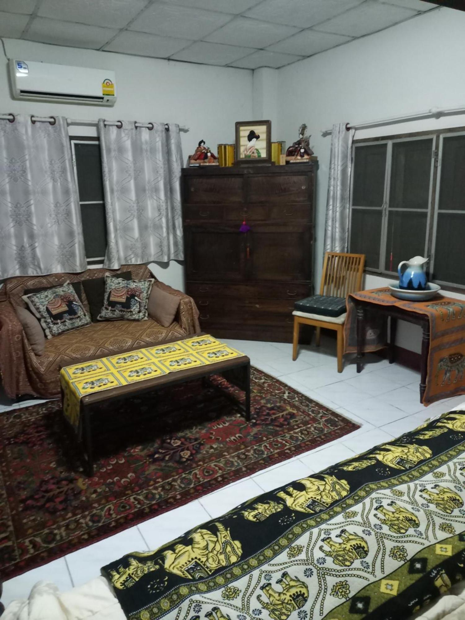 Teak House Chiang Mai Hotell Eksteriør bilde