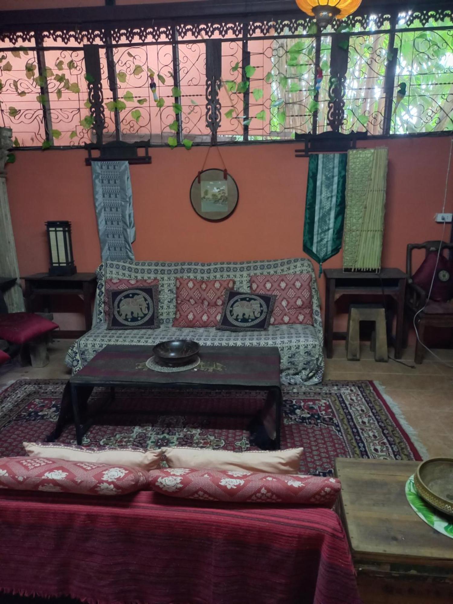 Teak House Chiang Mai Hotell Eksteriør bilde