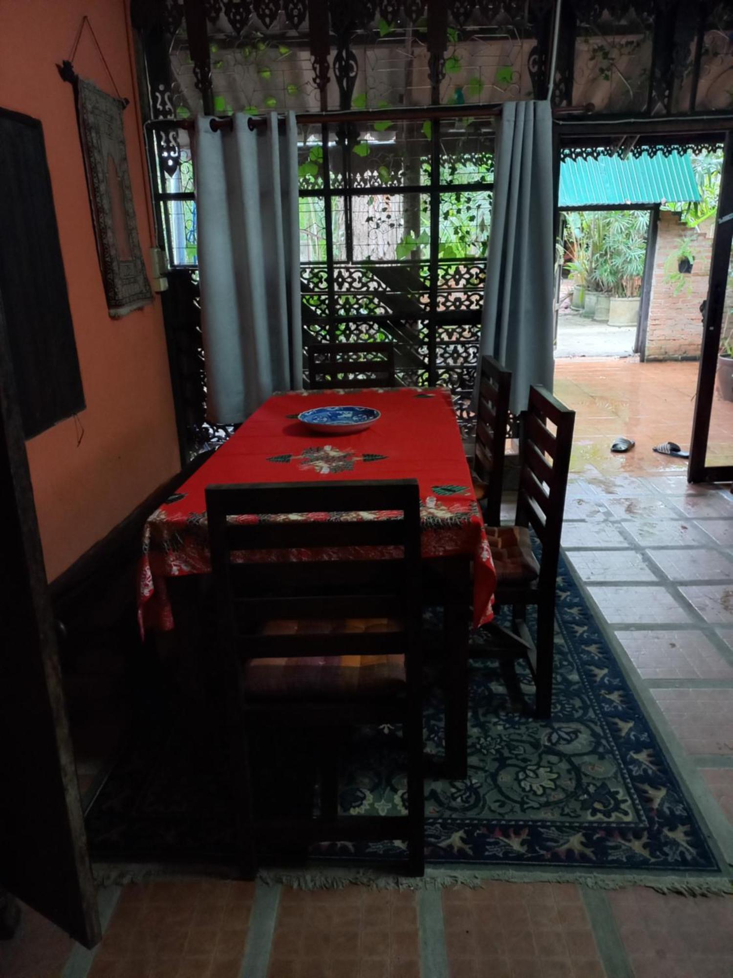 Teak House Chiang Mai Hotell Eksteriør bilde