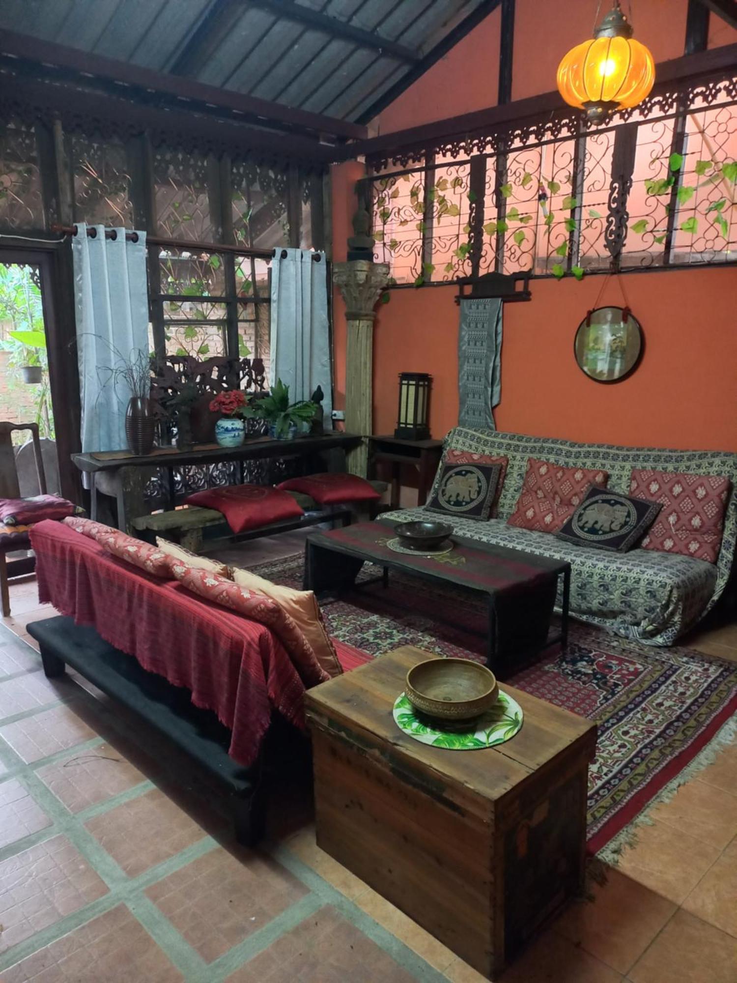 Teak House Chiang Mai Hotell Eksteriør bilde
