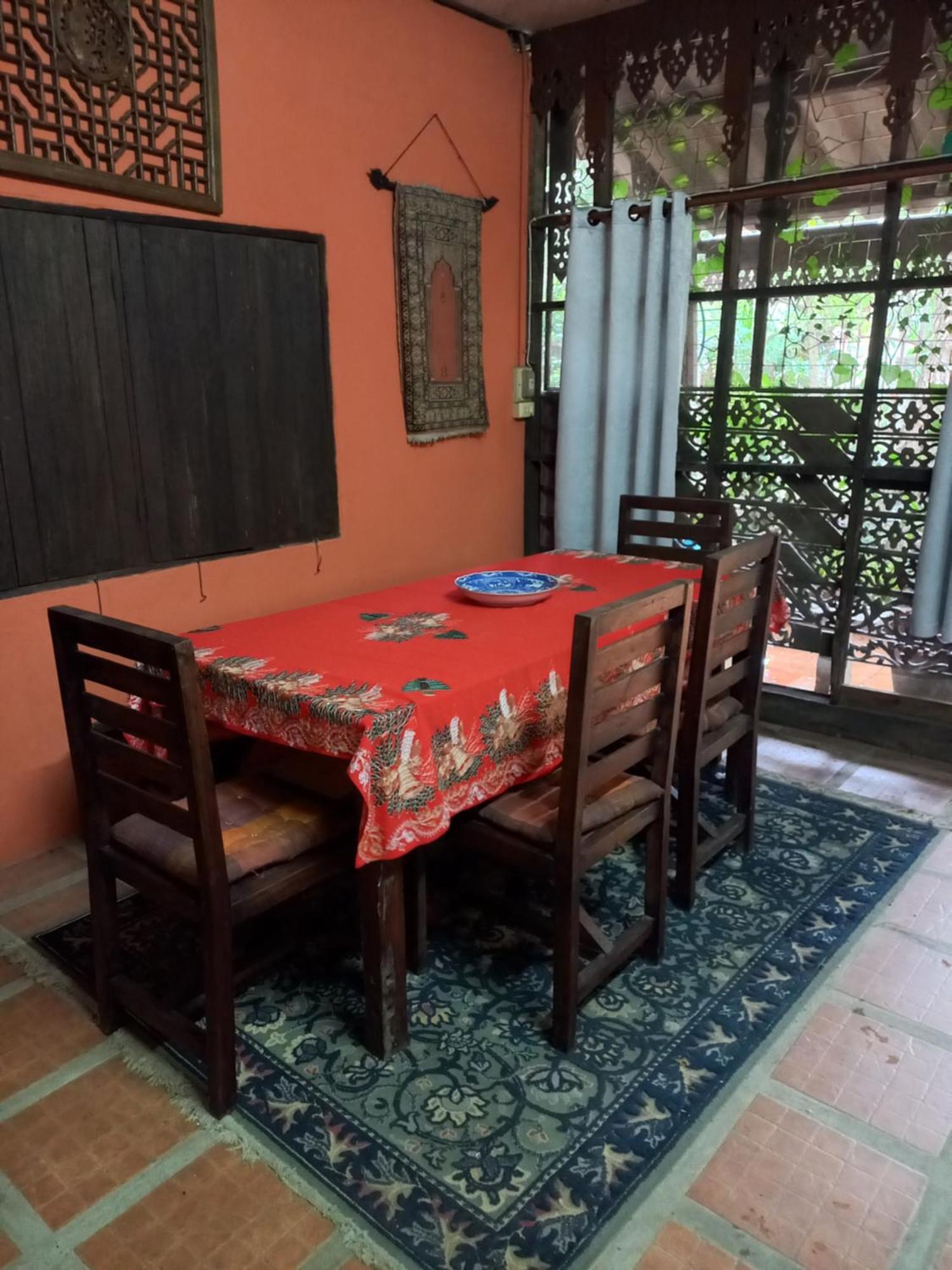 Teak House Chiang Mai Hotell Eksteriør bilde