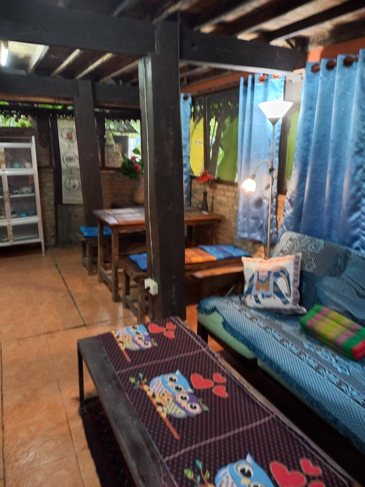 Teak House Chiang Mai Hotell Eksteriør bilde